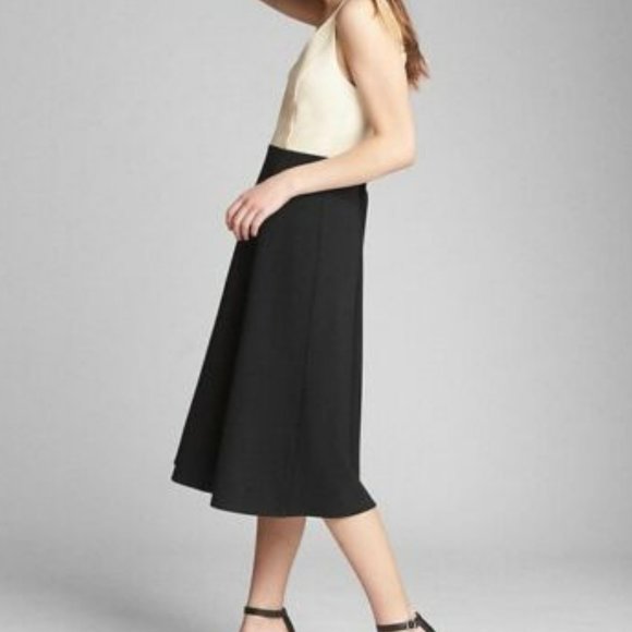 GAP Dresses & Skirts - Color Block Sleeveless Ponte Midi Scoop Neck Dress